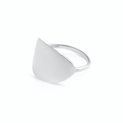 Oval silver ring personalized woman